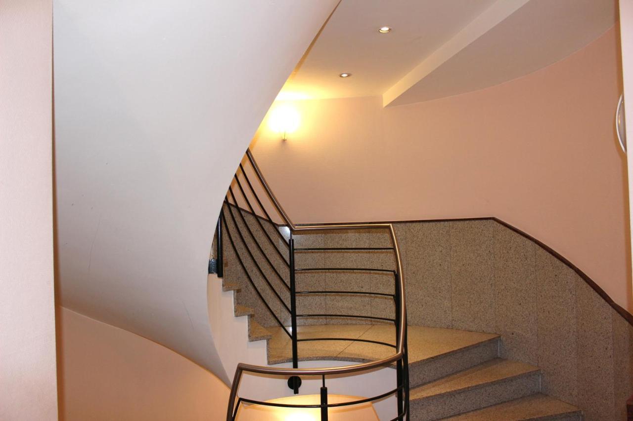 A-partments Apartment *